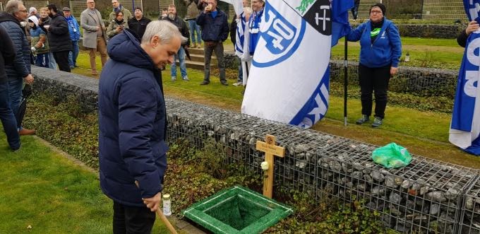 Funeral S04 cult fan Erich Wehner28. Dezembro 2022