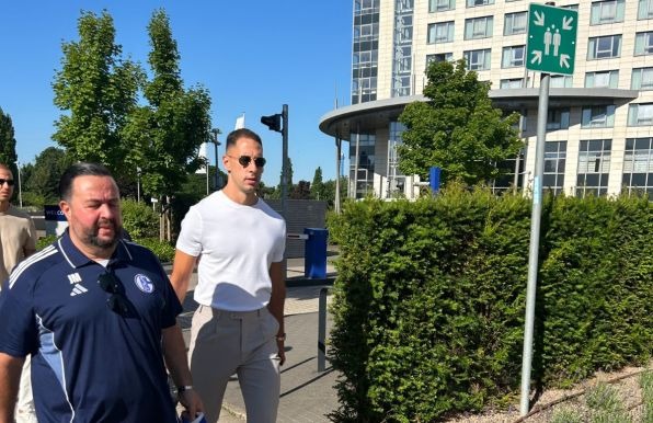 “Bosnian Apache” – that’s how fans are reacting to the new defensive boss